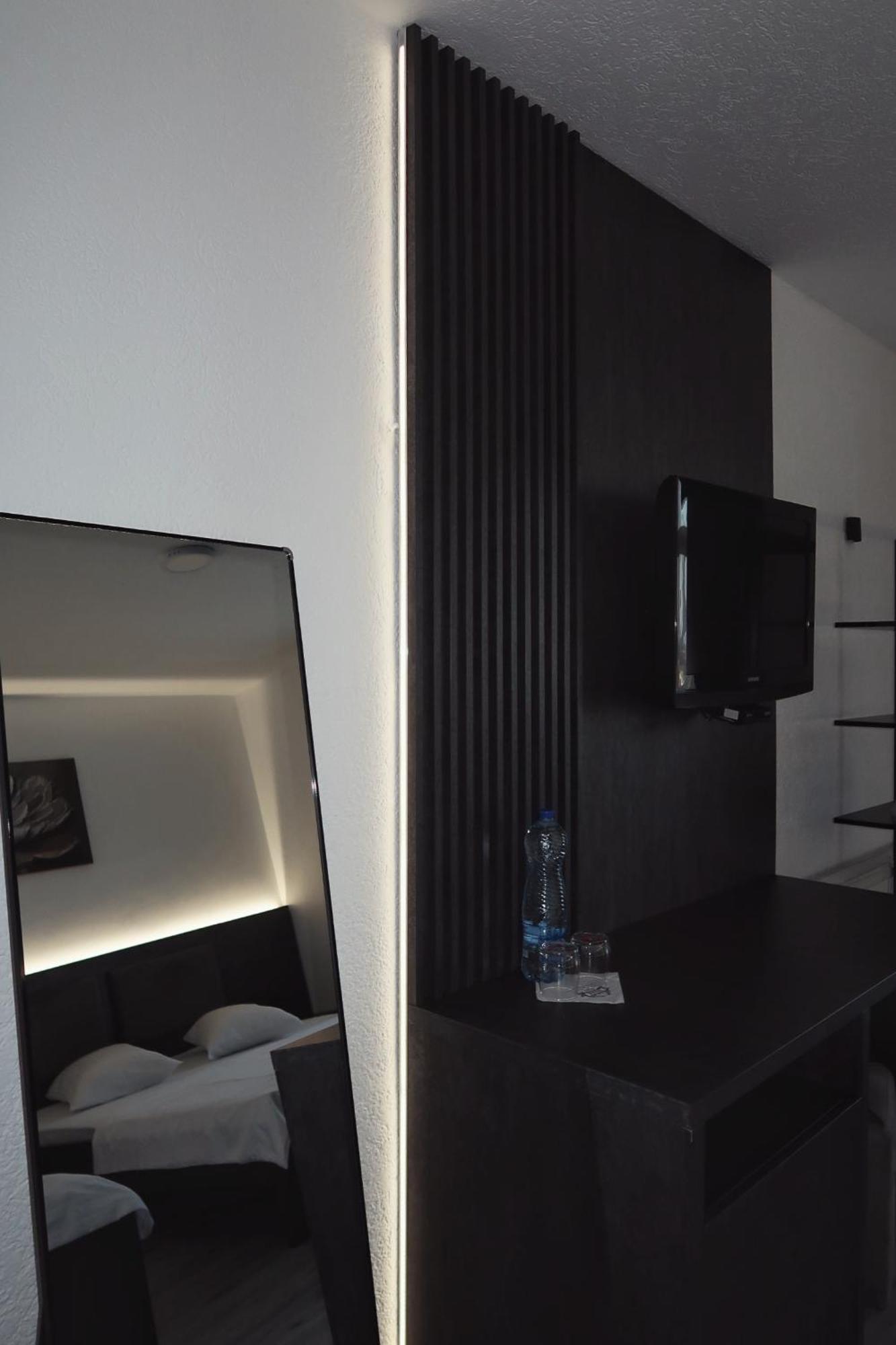 Hotel Antika Peje Ngoại thất bức ảnh